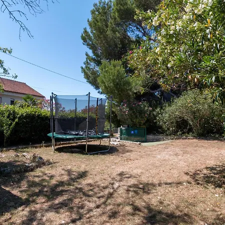 Holiday home Cozy Home In Premantura With Wifi Premantura